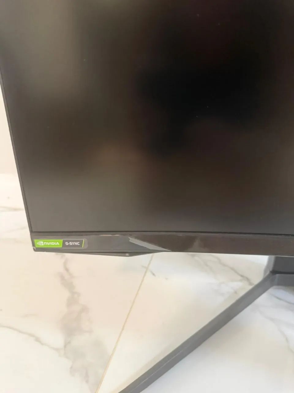 Monitor Samsung Odyssey G7 26,9" 1000R Curved Screen Nvidia G-SYNC  - Foto 3