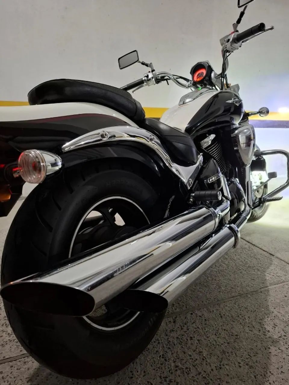 Boulevard M800 2011 super conservada com 36.0000 km