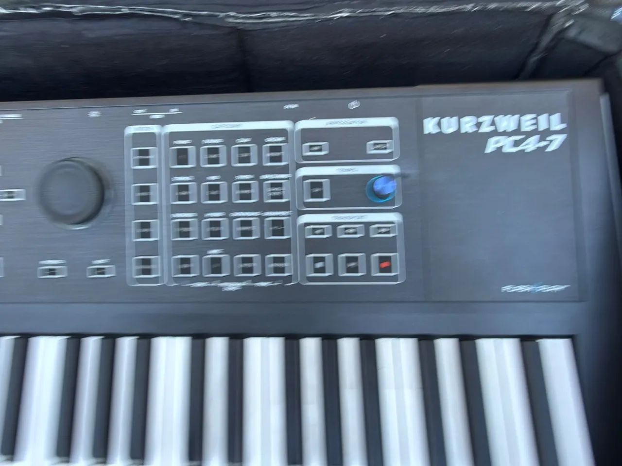 Teclado KURZWEIL PC4-7 - Foto 3