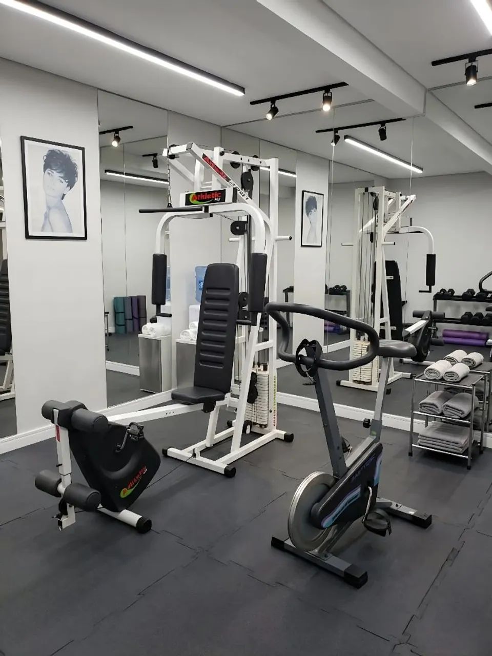 Vende-se aparelho de ginástica Atletic way