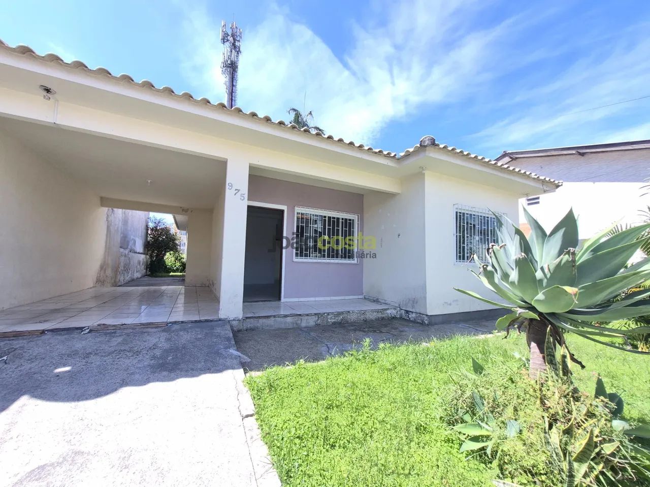 Aluguel em Ponte do Imaruim, Palhoça: 3 Quartos, 130 m² - Foto 2