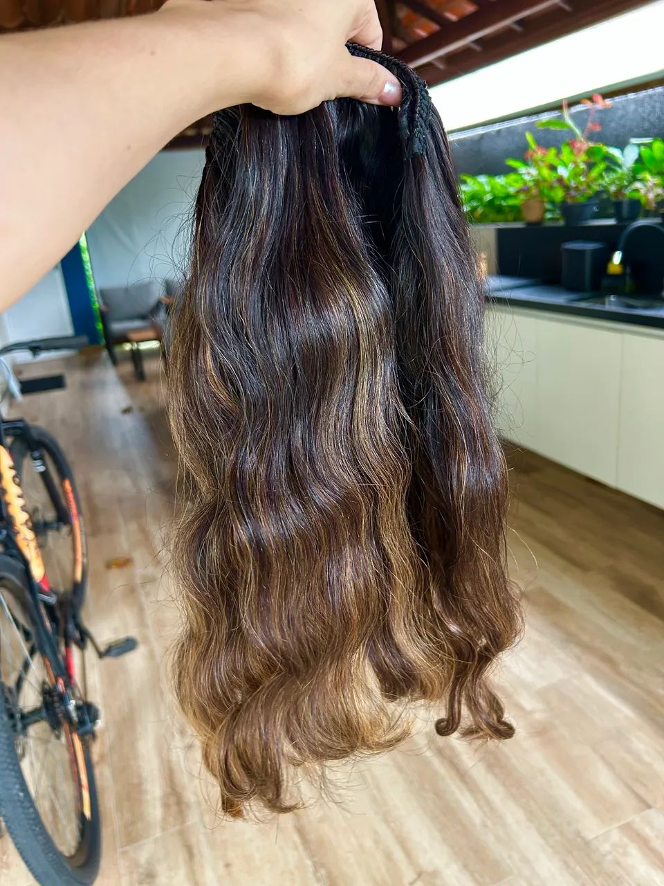 MEGA HAIR  - Foto 3