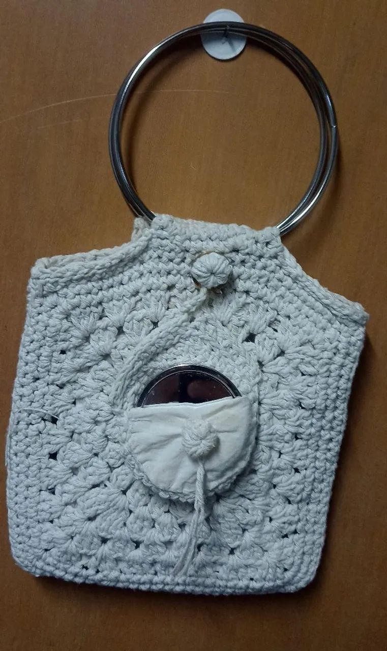 Bolsas e acessórios em.crochê - Foto 2