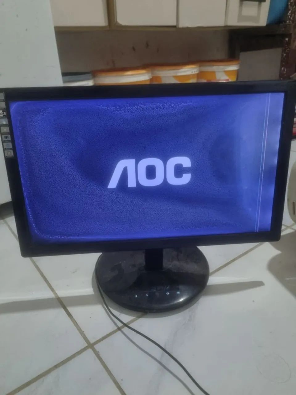 Monitor AOC