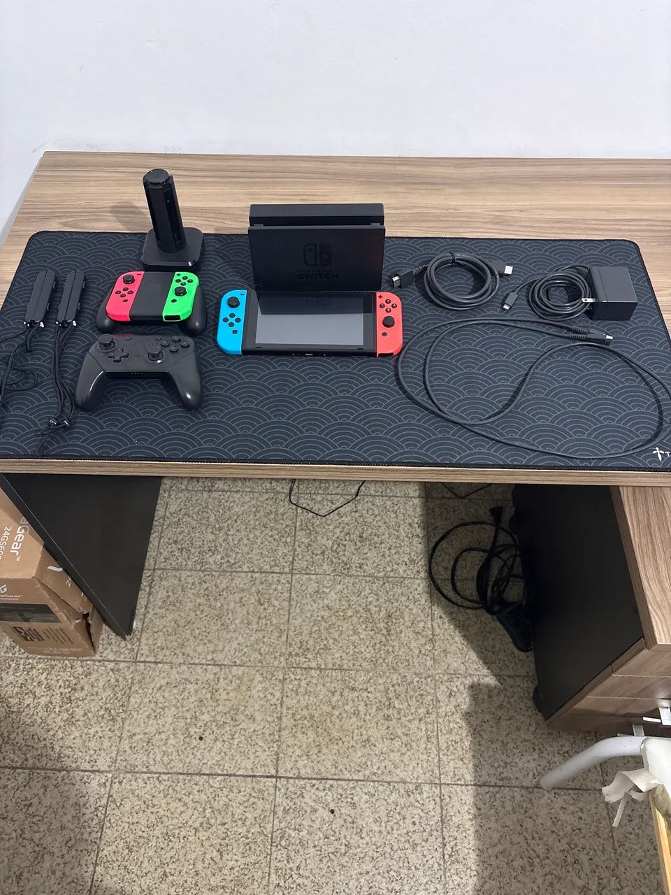 Nintendo switch com 256gb de armazenamento extra, jogo e perifericos