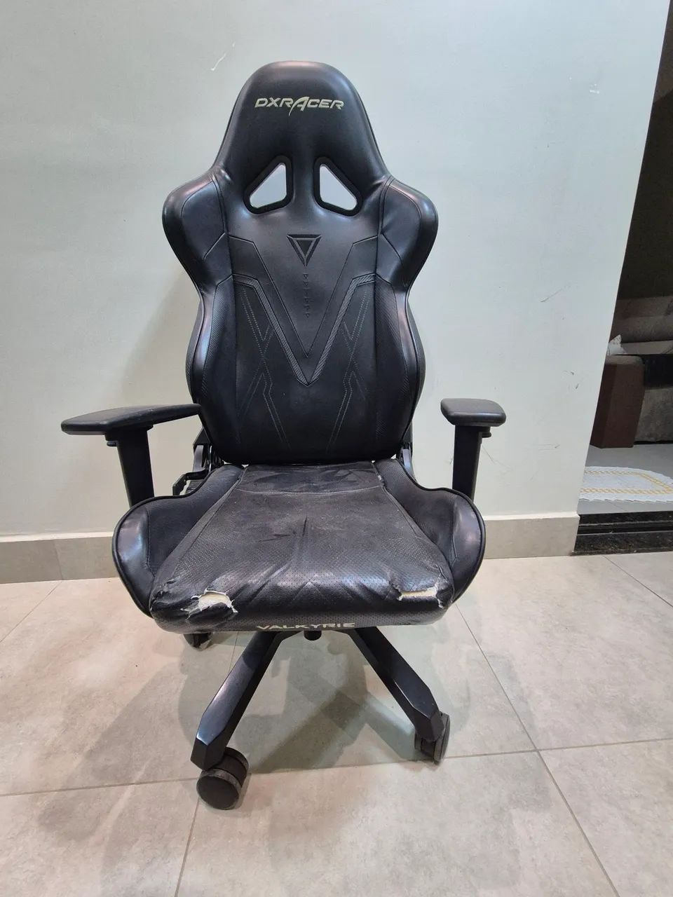Cadeira Gamer DXRacer Valkyrie - Foto 3