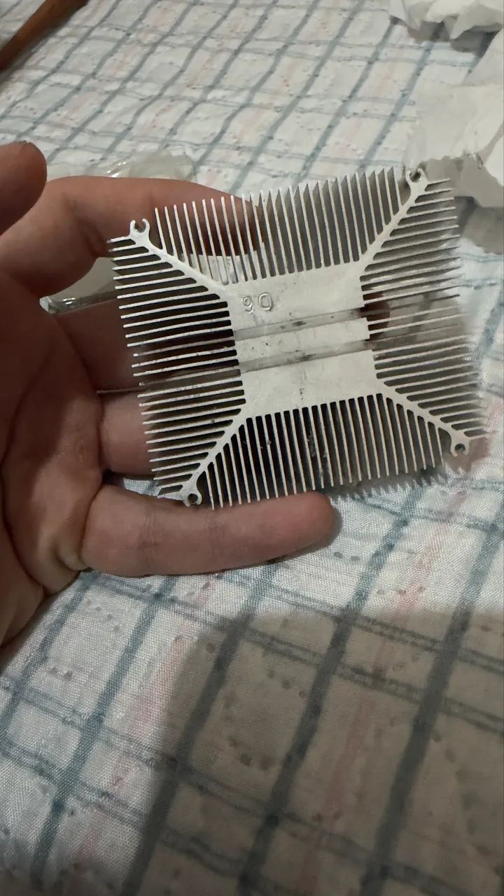 Processador AMD Athlon 200GE + Cooler Original AM4 - Foto 4