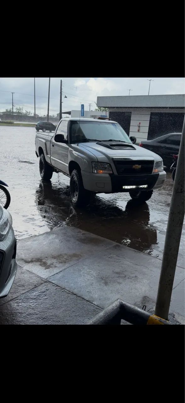 Chevrolet S10 S10 P-Up Colina 2.8 TDI 4x2/4x4 CS Dies. 2011