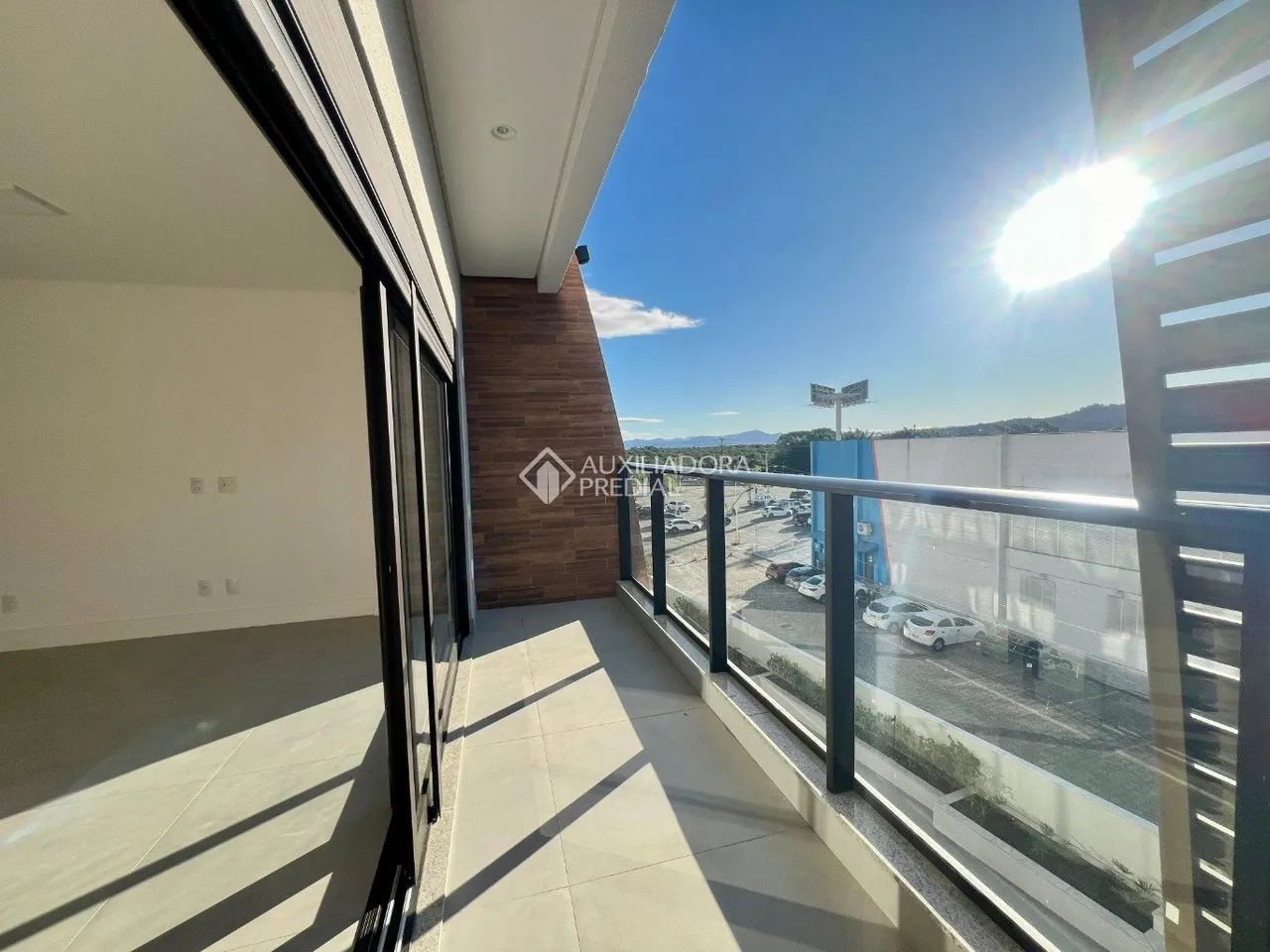 Studio moderno com garagem | Saco Grande - Foto 2