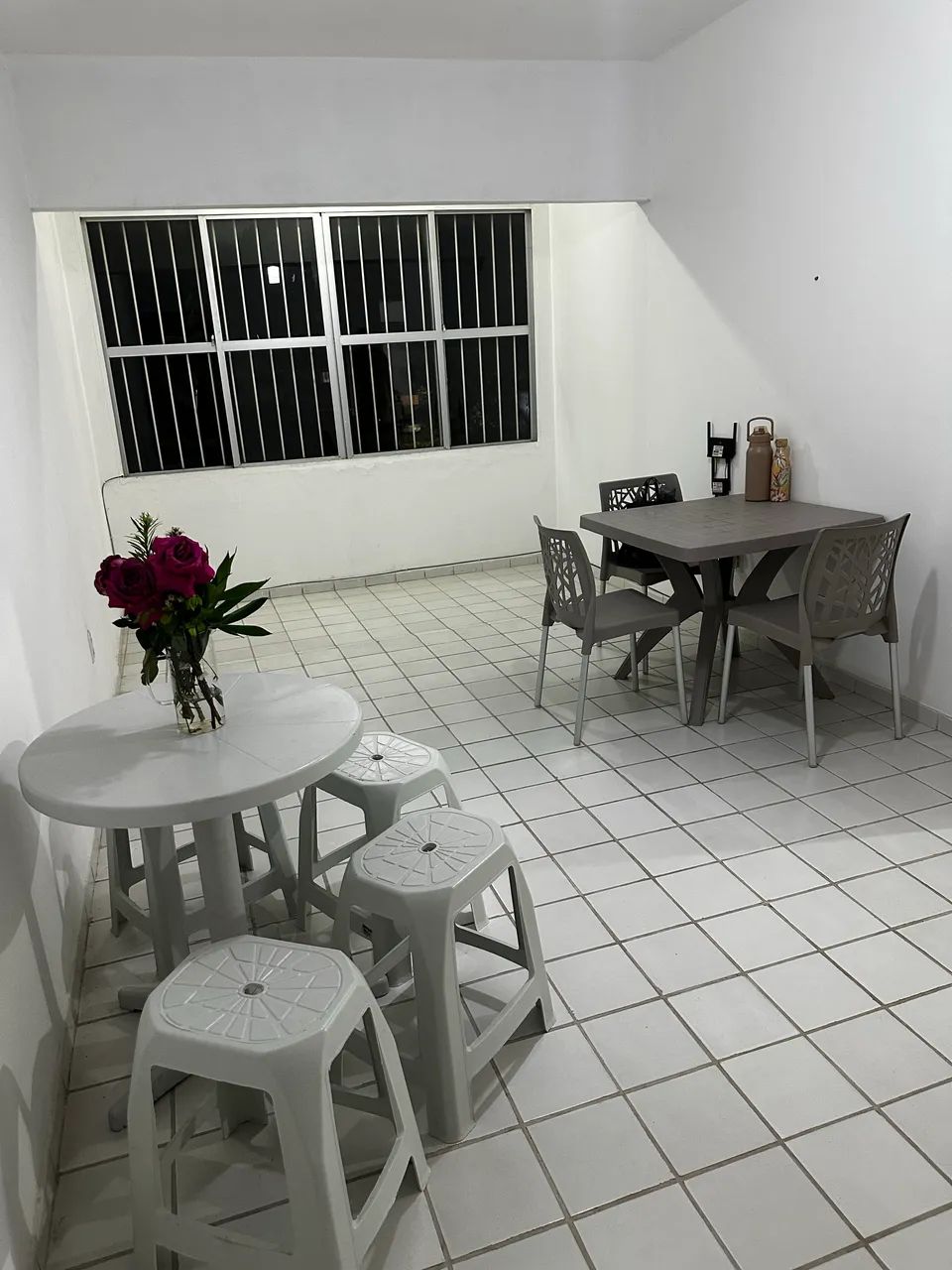 Alugo quarto para estudante FMO