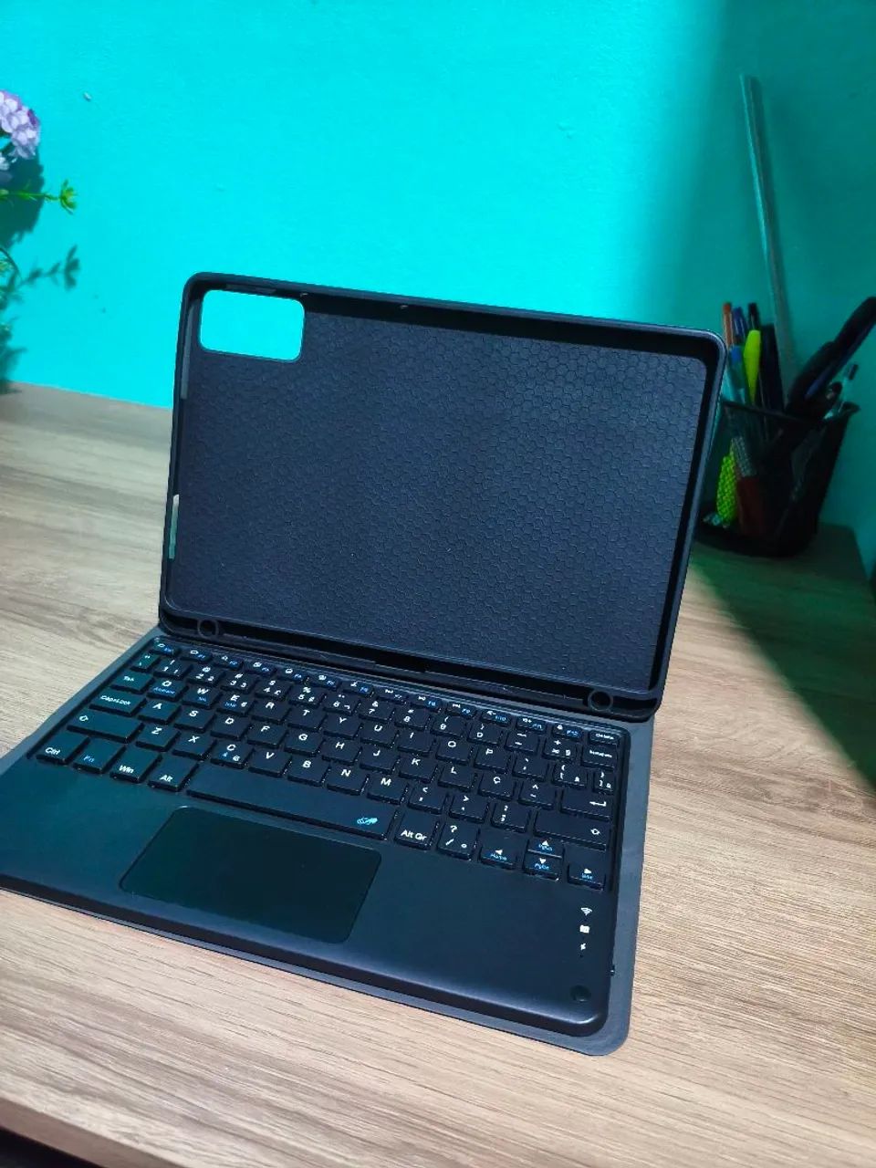 Capa com Teclado para Redimi PAD 2