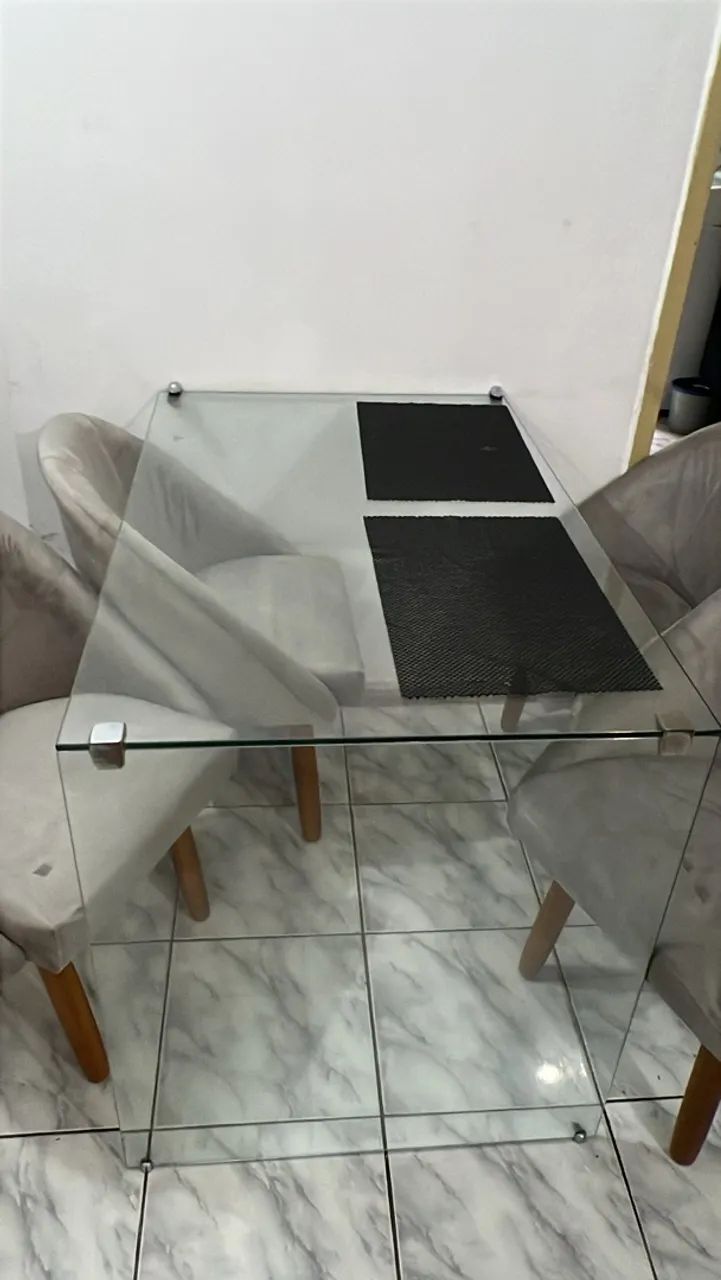 MESA DE VIDRO 110cm