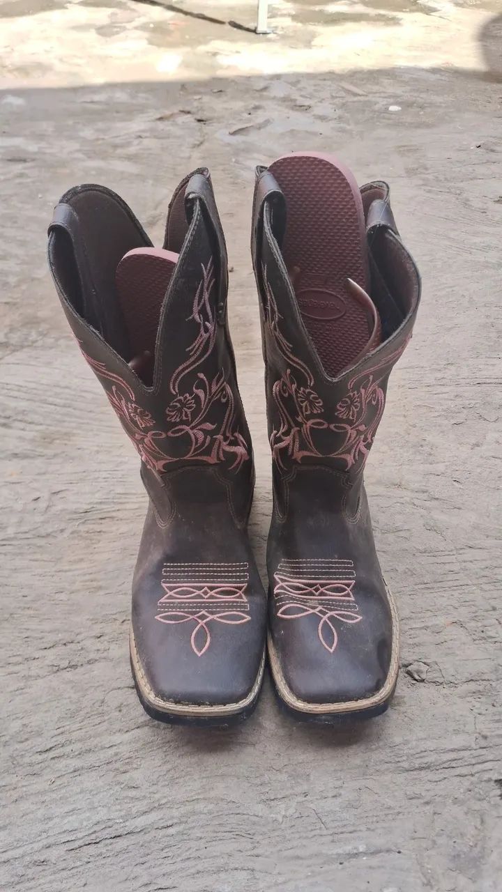 Botas texanas usadas...Bom estado!!! - Foto 2