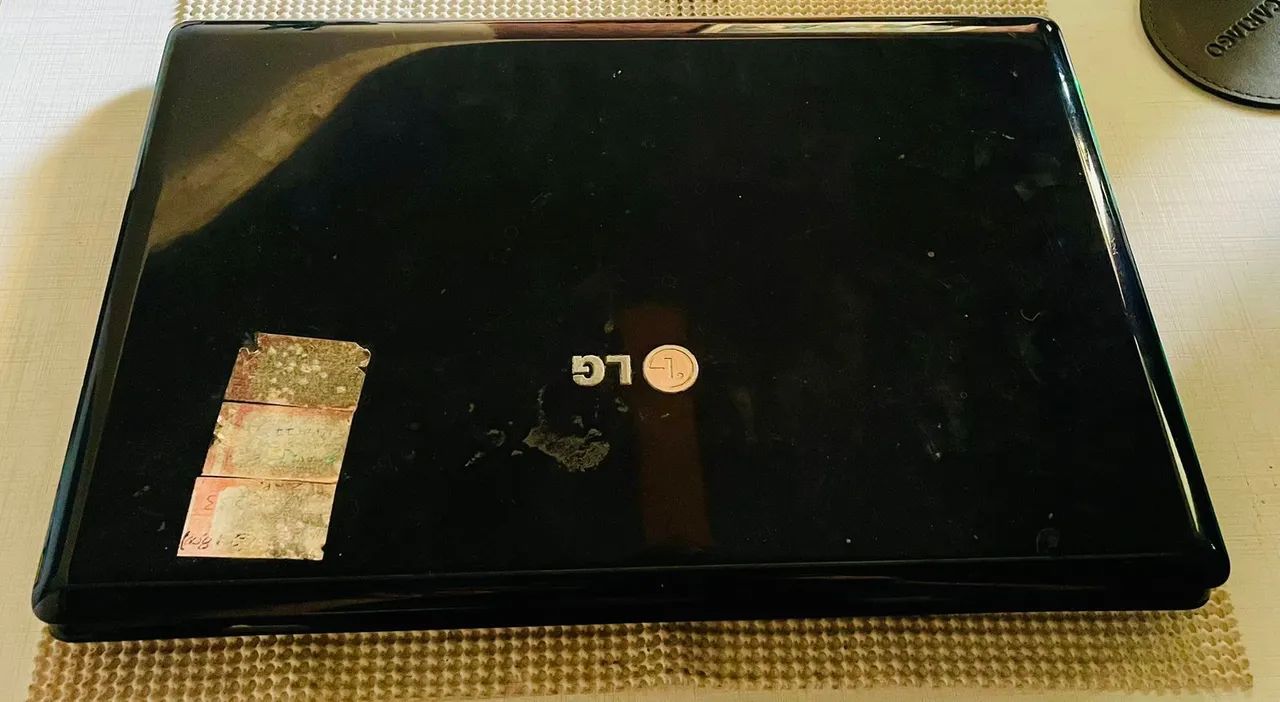 Vendo notebook Lg - Foto 2