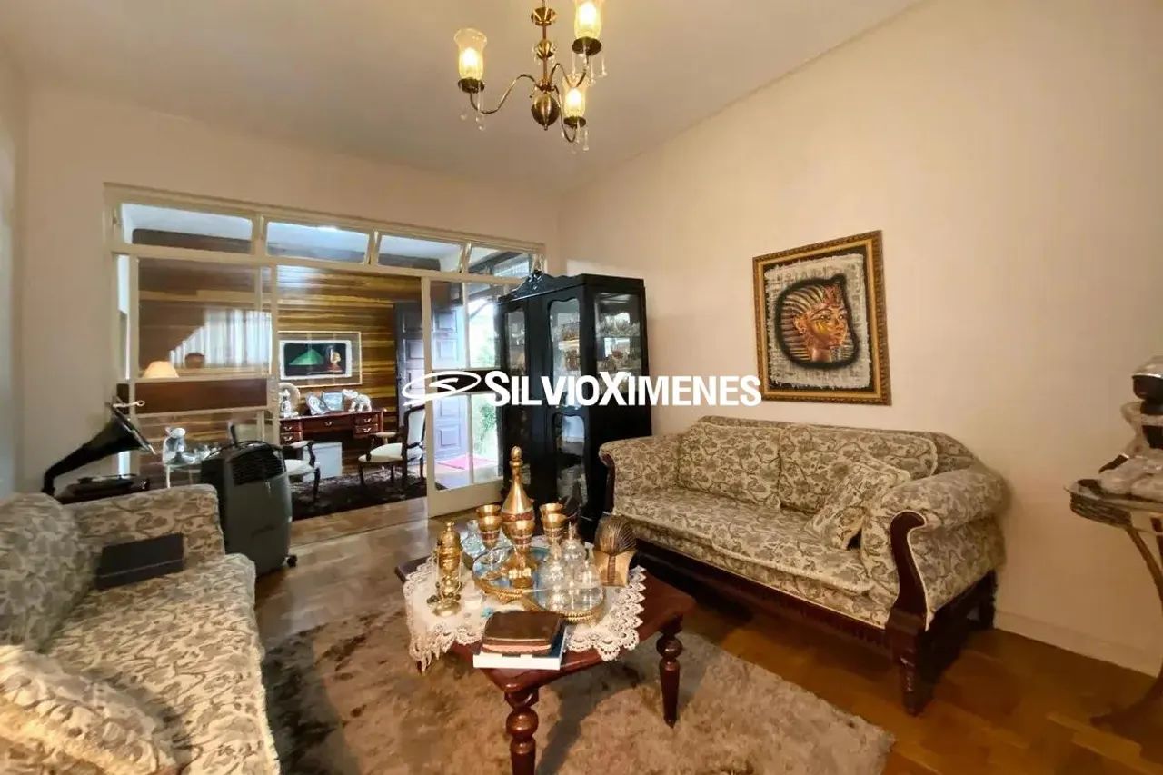 Casa com 4 quartos à Venda, Barroca - Belo Horizonte