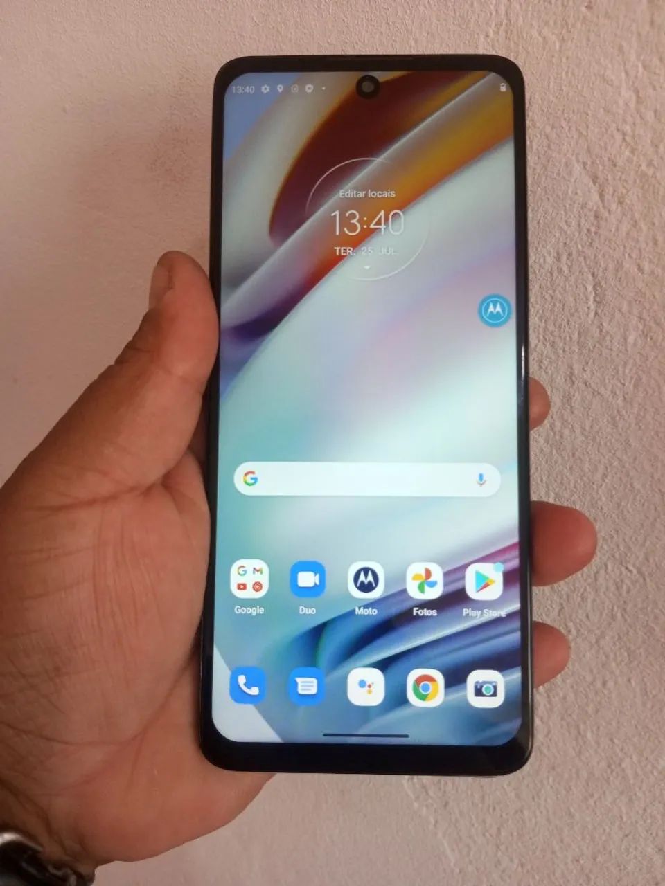 vendo celular moto G60 128 GB NFC com cabo do carregador 