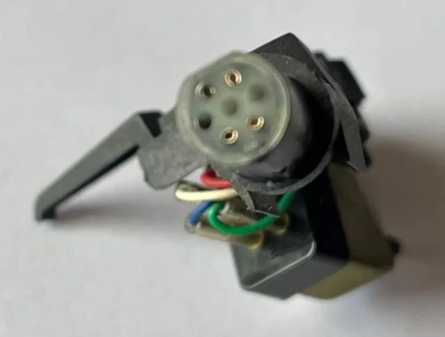 Toca Discos Gradiente B-25 / DS-40 / Spect 87 - Headshell com Cápsula - Foto 2