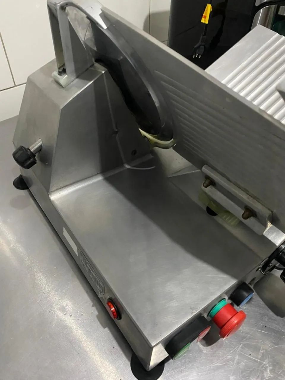 Máquia de Fatiar Frios  - Foto 3
