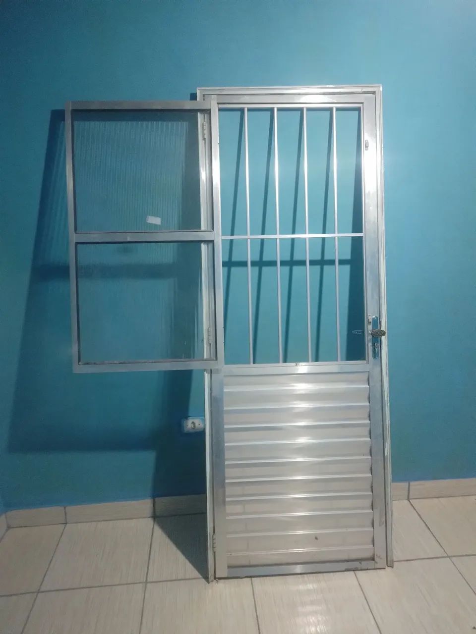 PORTA D ALUMÍNIO  - Foto 4