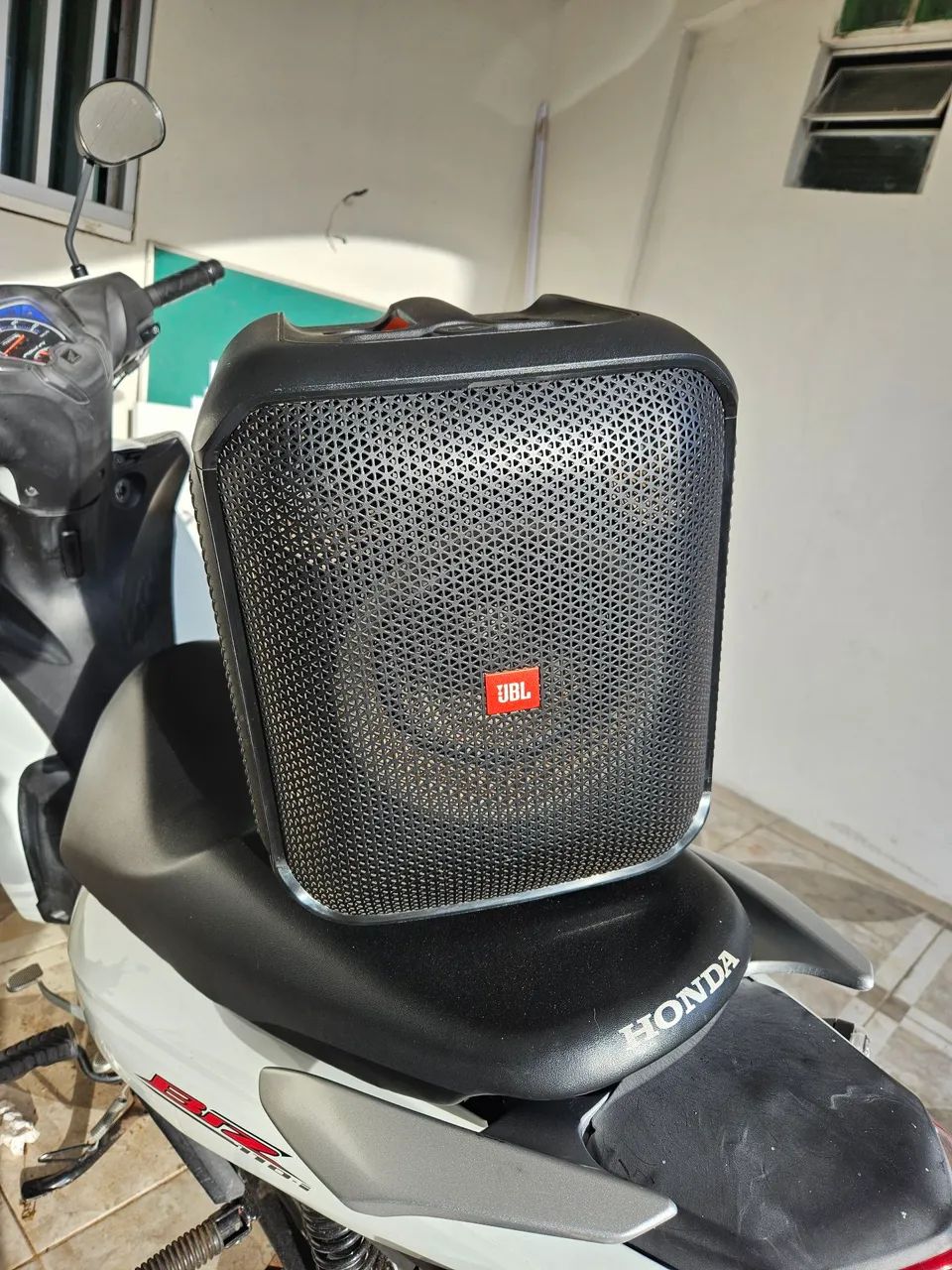 JBL Party box encore