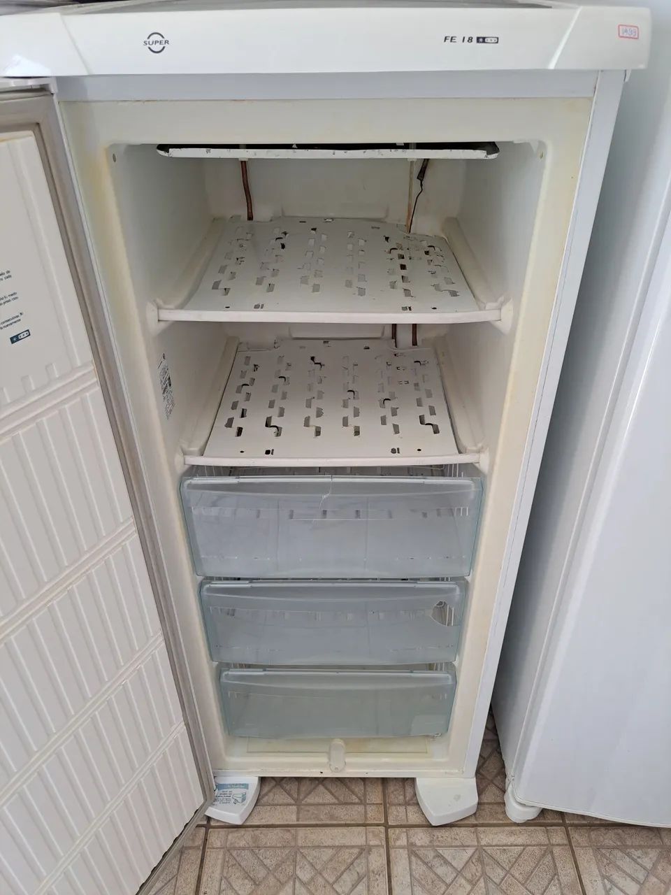 Freezer Electrolux  Super FE18 + entrega gratis em.Sorocaba. - Foto 2
