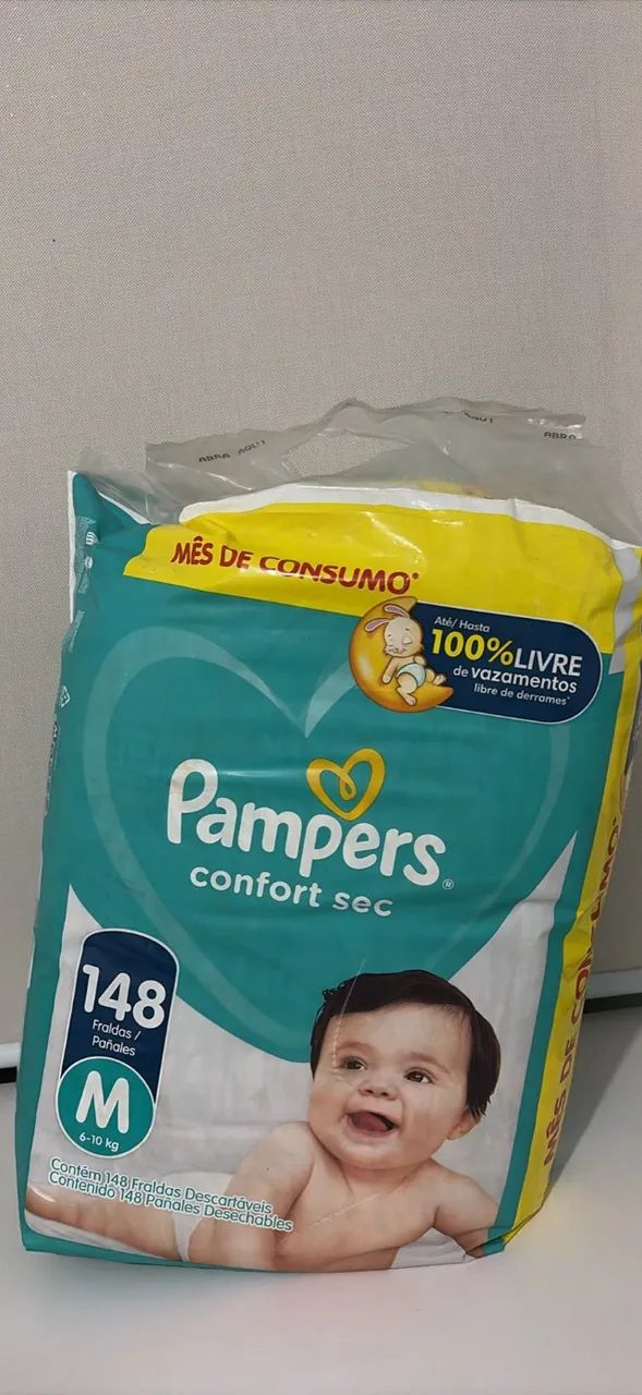 Fralda Pampers M