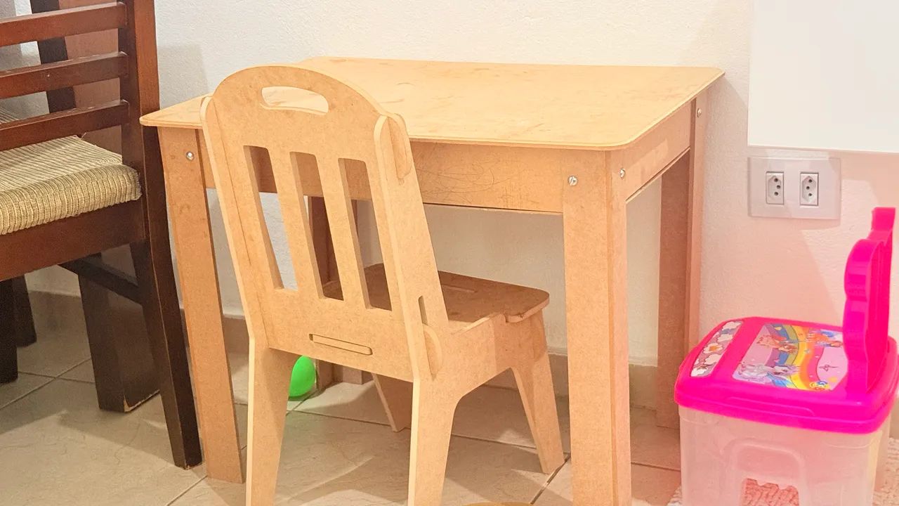Mesinha Infantil