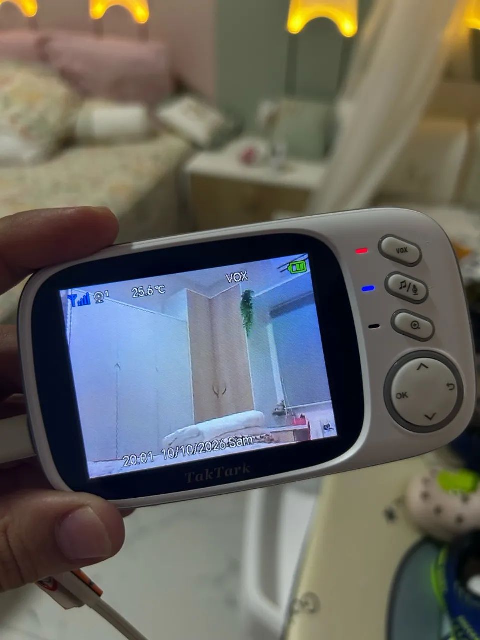 Câmera babá eletrônica 