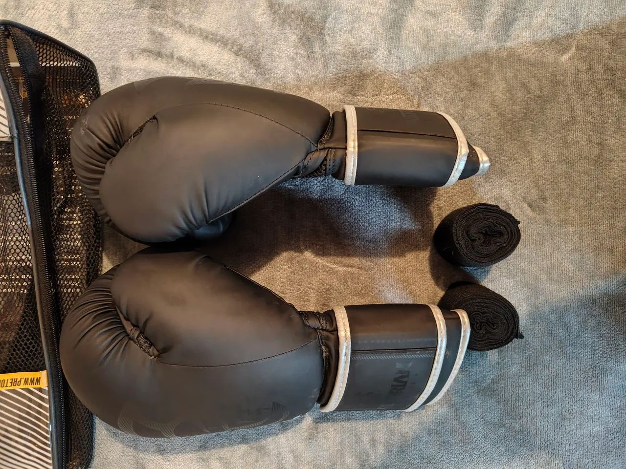 Luva Boxe Muay Thai Pretorian 14oz e bandagem - Foto 3