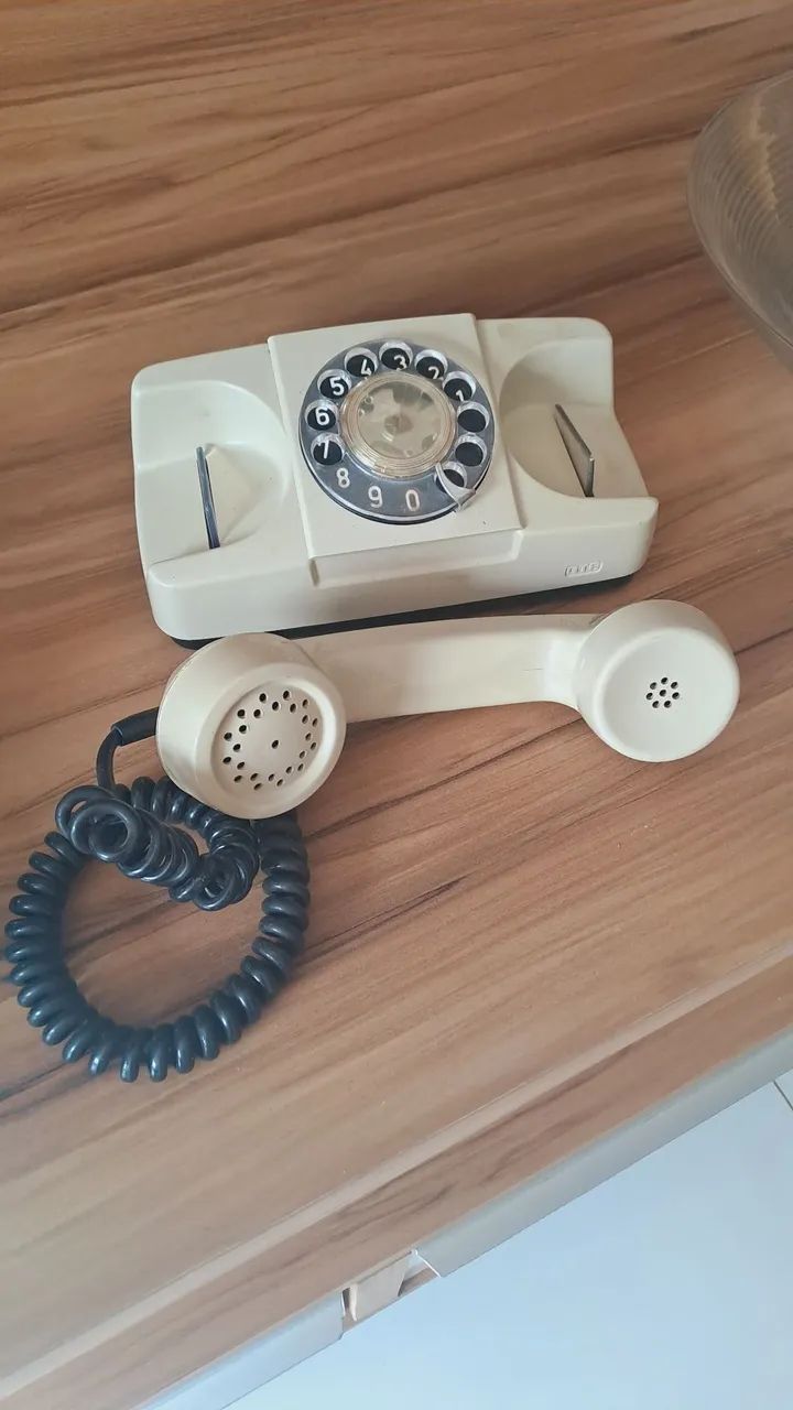 Telefone antigo