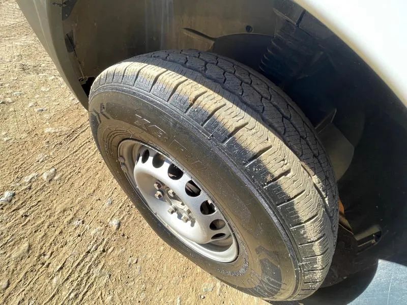 MB SPRINTER 415 ANO 2019 TETO ALTO COM 433 MIL KM - 16 LUGARES - REPASSE  - Foto 12