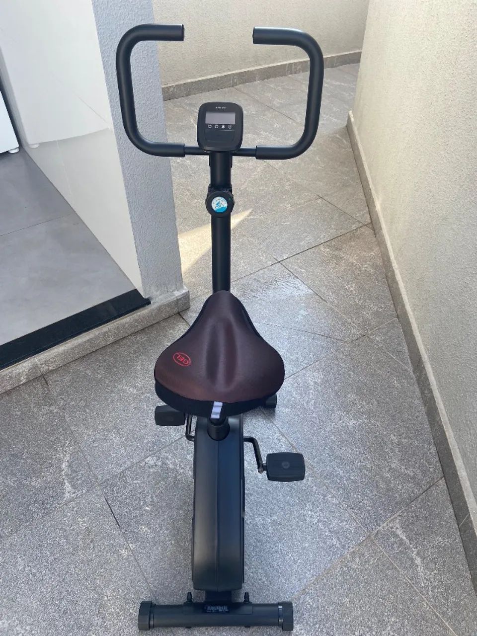 Bicicleta Ergométrica de Treino Essential Domyos Preta - Foto 2