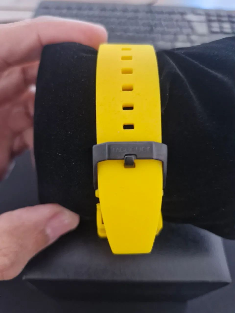 Relógio tag senna amarelo - Foto 2