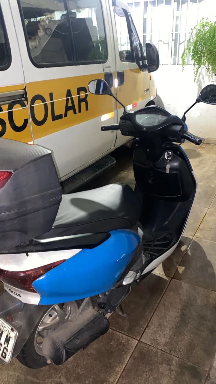 VENDO LEAD 6.500 - Foto 2