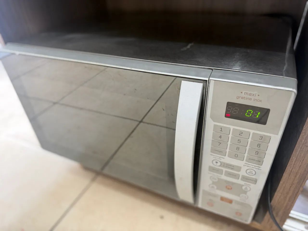 Microondas Brastemp inox espelhado 