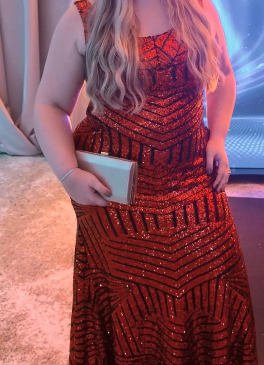 Vestido de paetê vermelho  - Foto 2