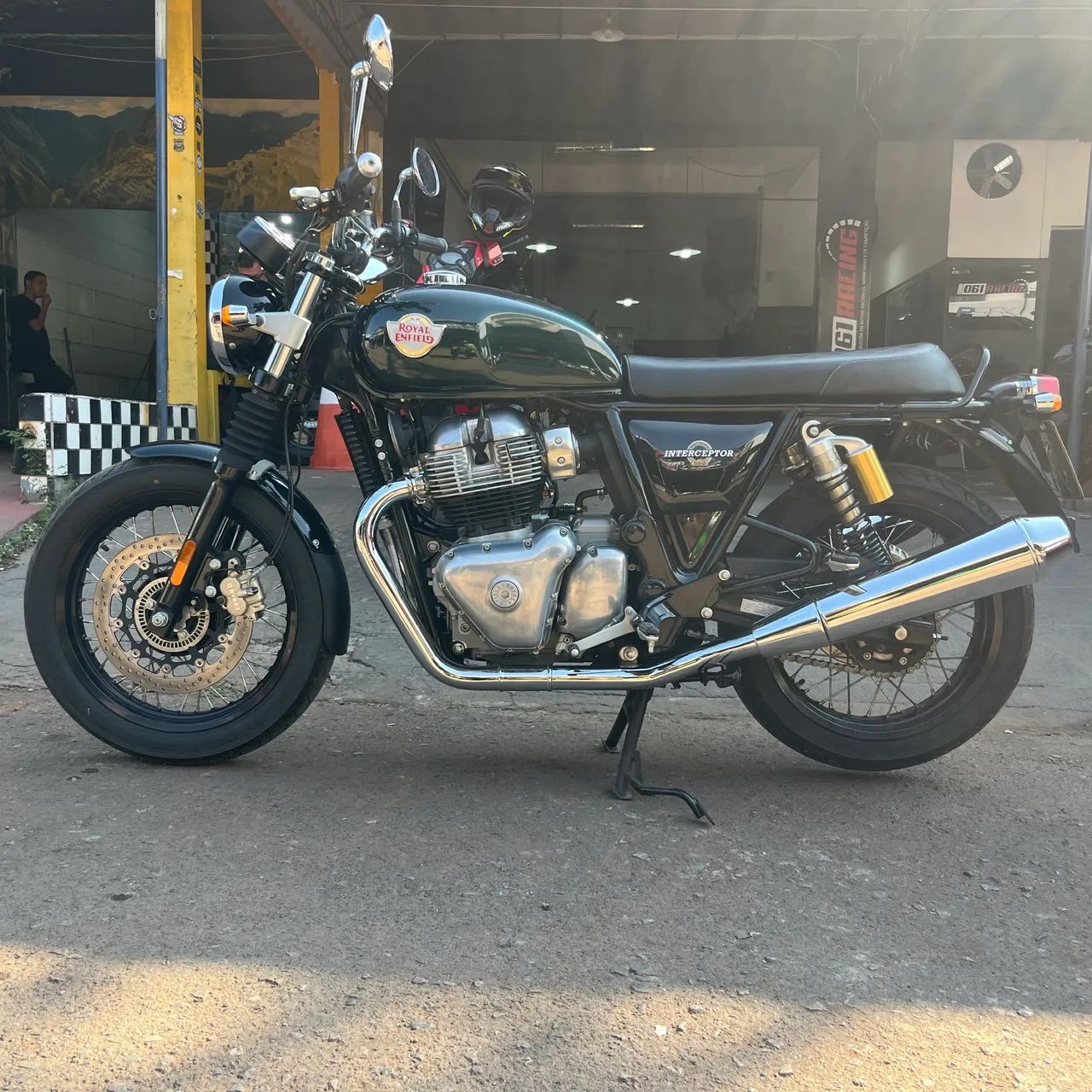 Interceptor 650 - Foto 2