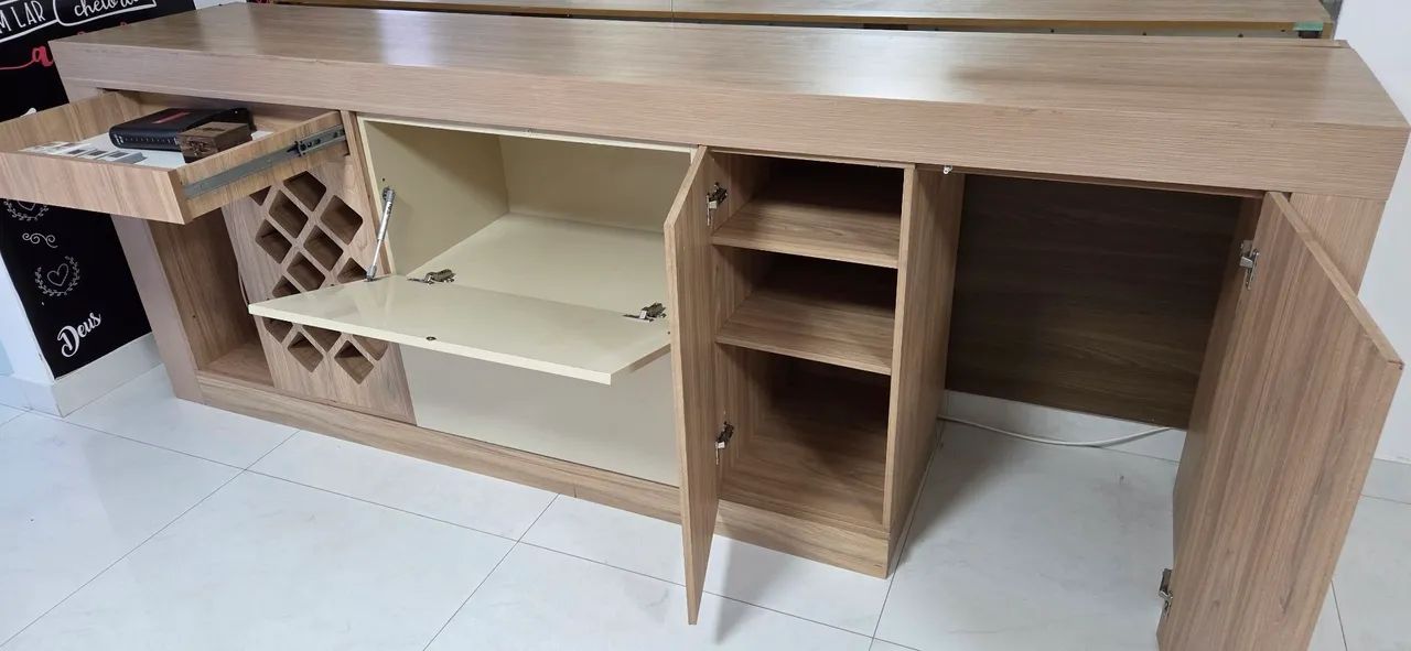 Móvel Buffet para sala com portas - Foto 2