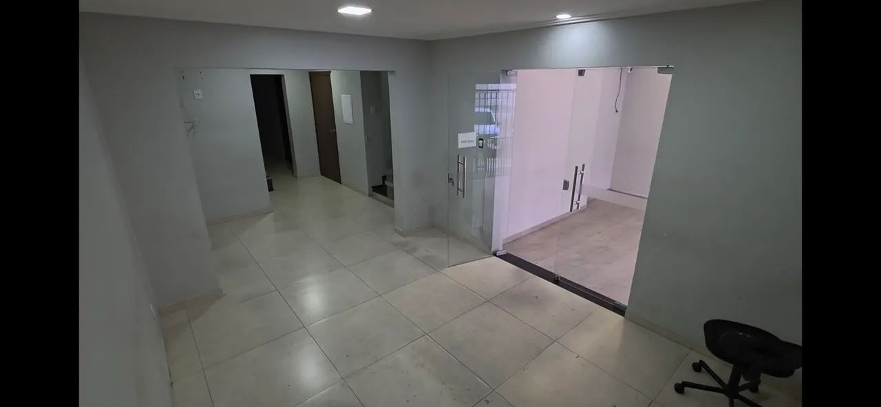 Alugo clínica 17 compartimentos bairro Batista Campos  - Foto 2