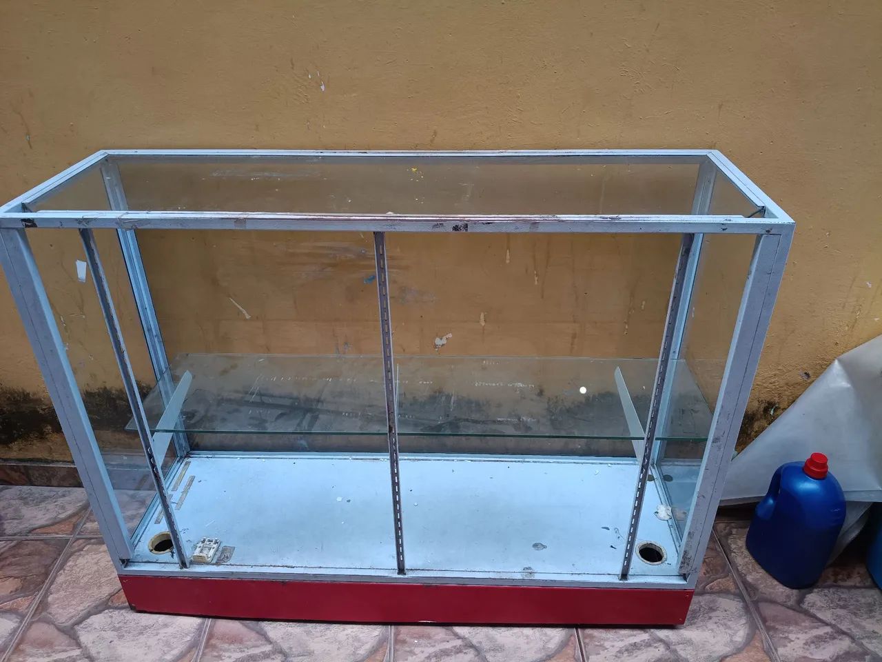 2 balcoes expositores com prateleiras de vidro BOM ESTADO  - Foto 3