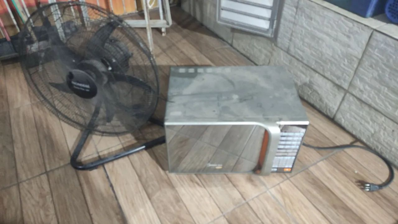 Microondas e ventilador  - Foto 4