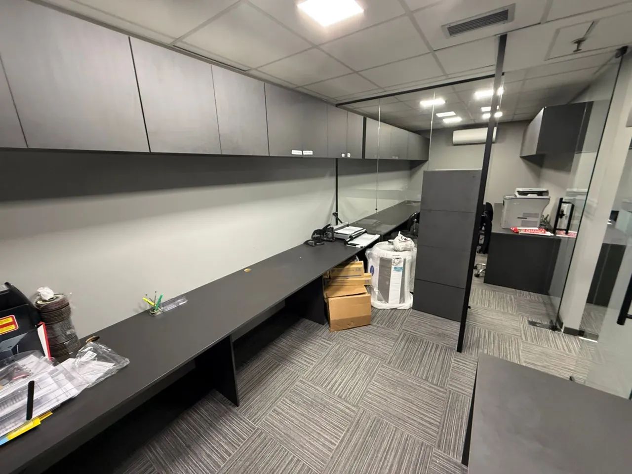 SALA COMERCIAL DECORADA E CLIMATIZADA NO LENA EMPRESARIAL  - Foto 2