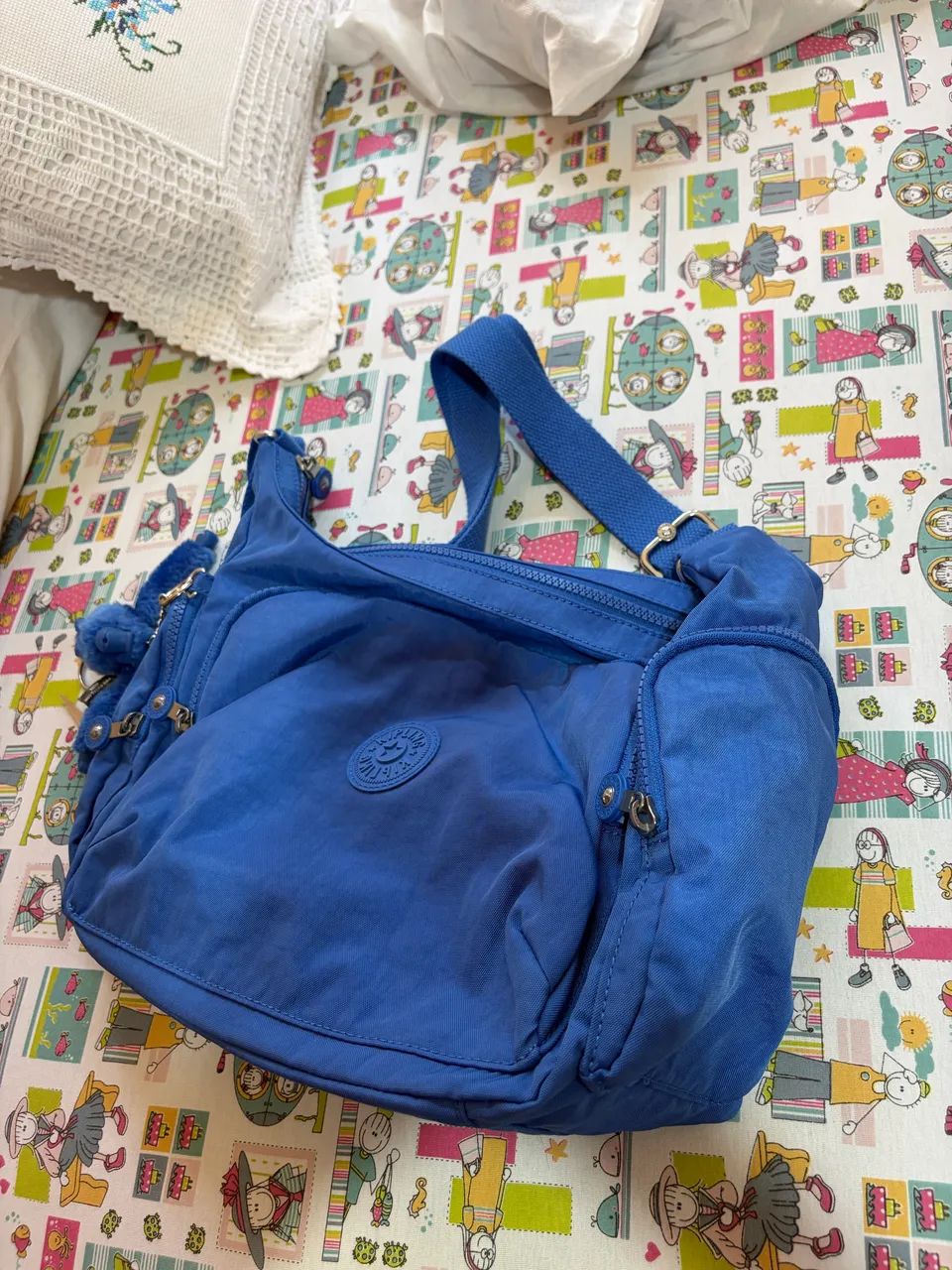 Bolsa Kipling Gabb S azul - Foto 4