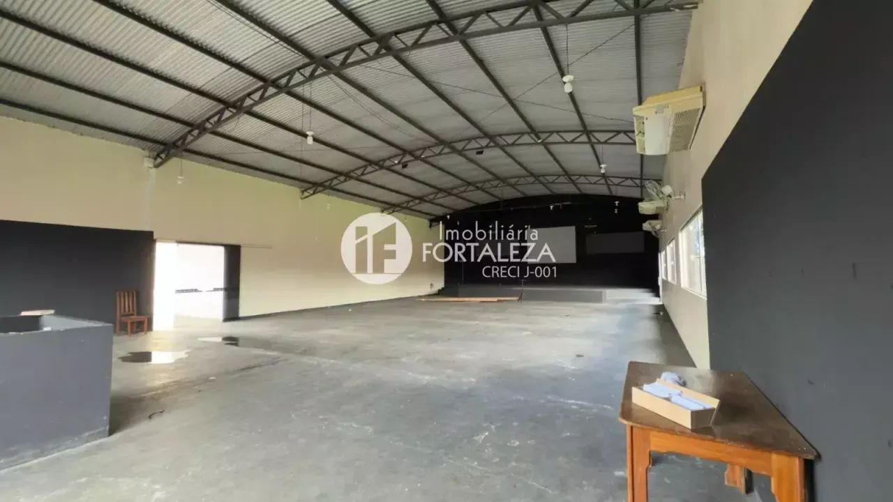 Oportunidade Comercial: Galpão Estratégico no Conjunto Tucumã! - Foto 5