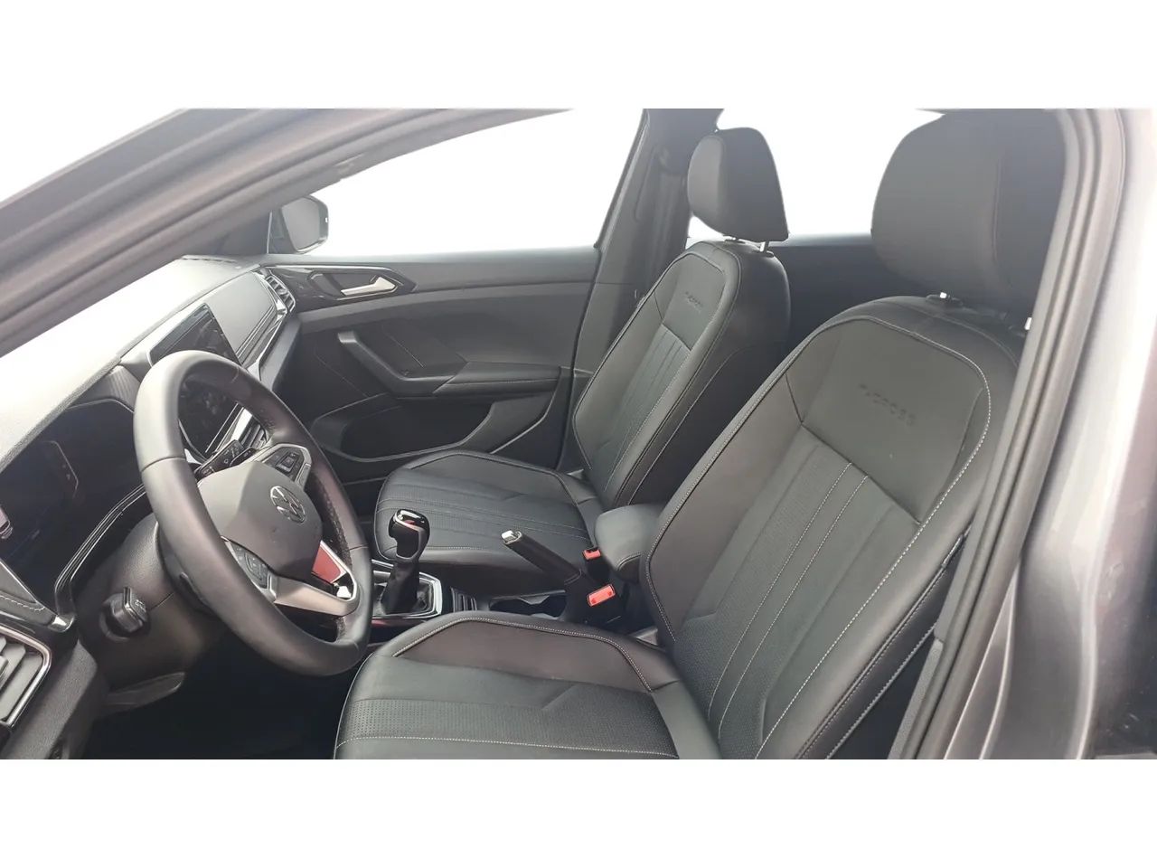 Volkswagen T-Cross Highline 1.4 TSI Flex 16V 5P AUT, foto 12 de 16