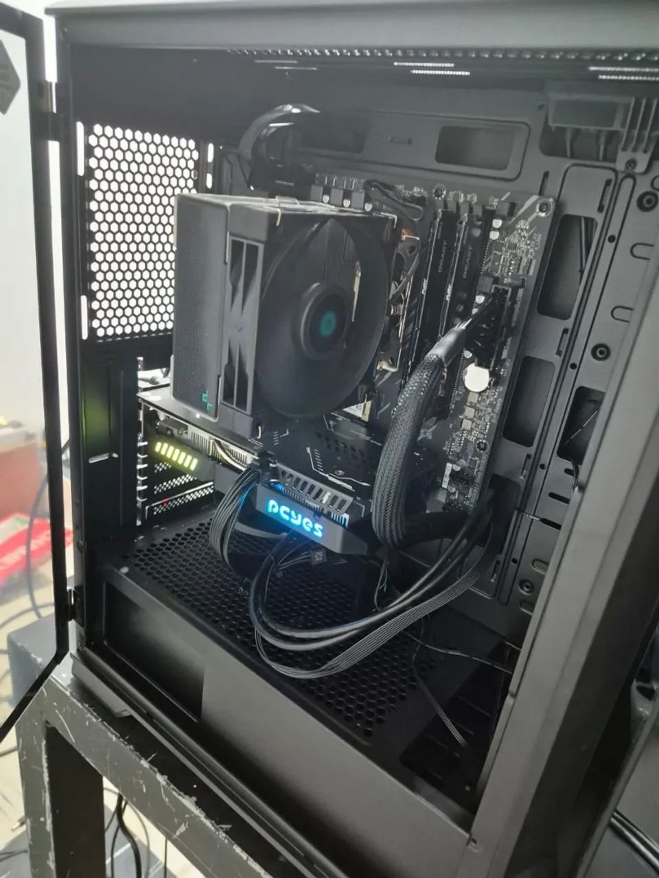 PC gamer semi novo 