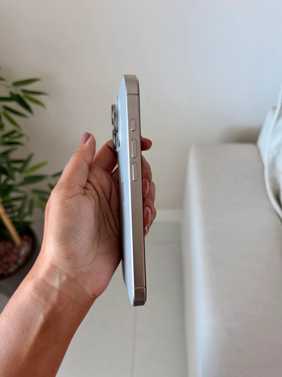 iPhone 16 Pro - 256GB - Foto 2