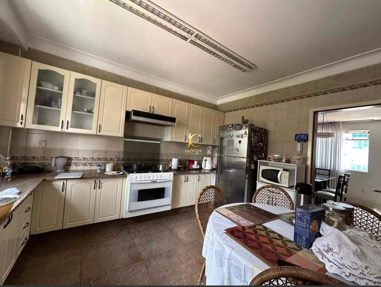 Apartamento de 200 m² no Centro de Divinópolis - 3 Quartos, 2 Suítes, 2 Vagas - Foto 4