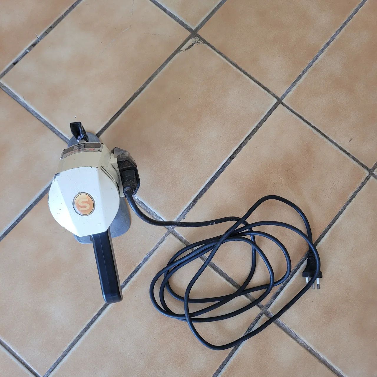 Máquina de corte singer 438562235718707201