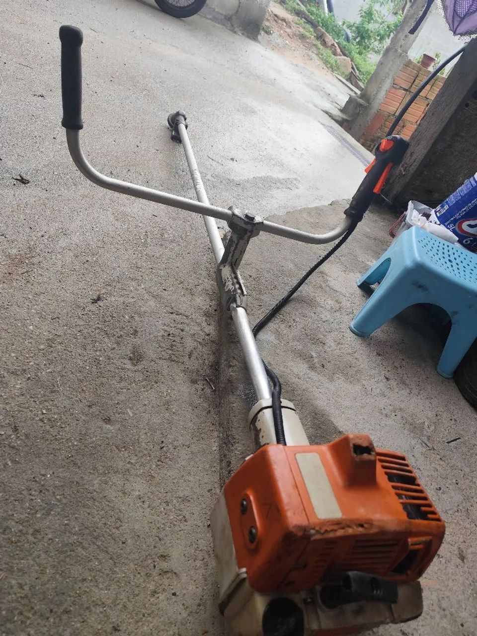 Roçadeira Stihl 220